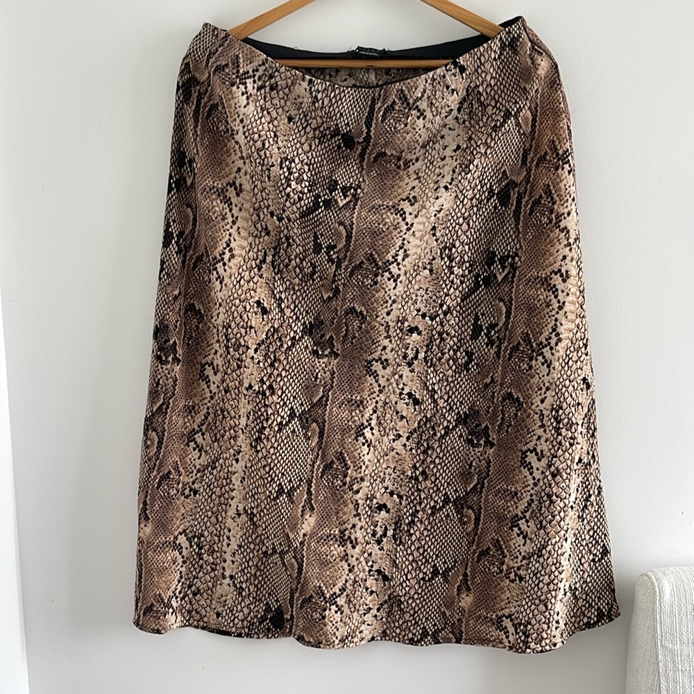 Snakeskin printed midi skirt